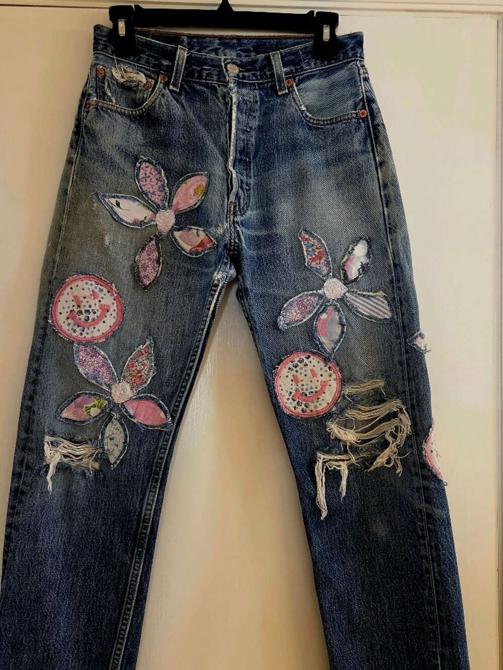 RIALTO JEAN PROJECT Levi's 501 - 26- FLOWERS and SMILES!!